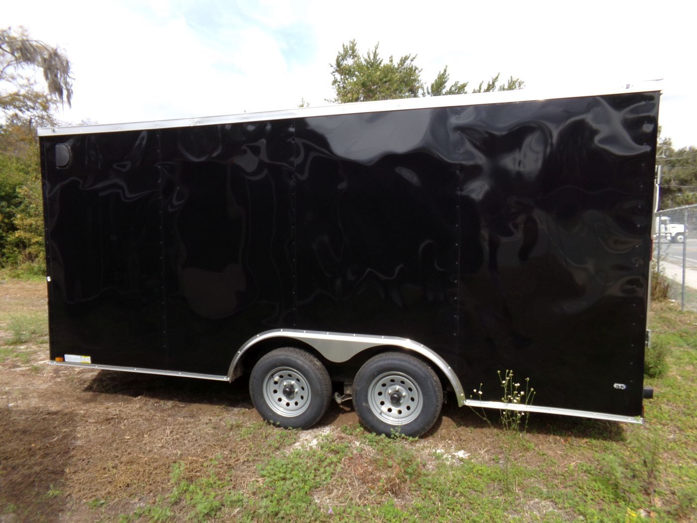 Diamond Cargo 8.5x16 TA Trailer - Black, Ramp, Side Door, D-Rings - Image 2