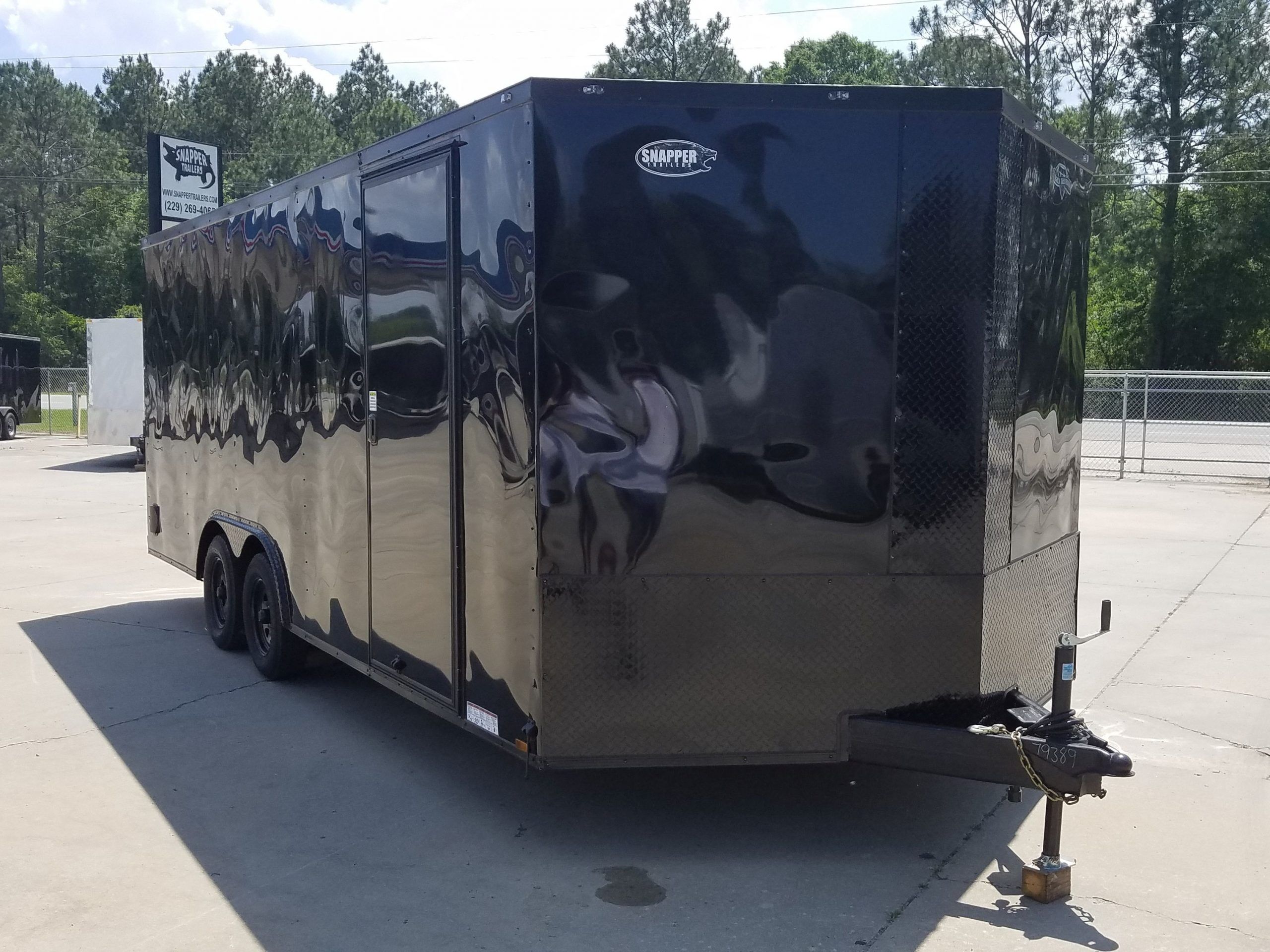 Diamond Cargo 8.5x20 TA Trailer - Black, Ramp, Side Door, D-Rings, Blackout